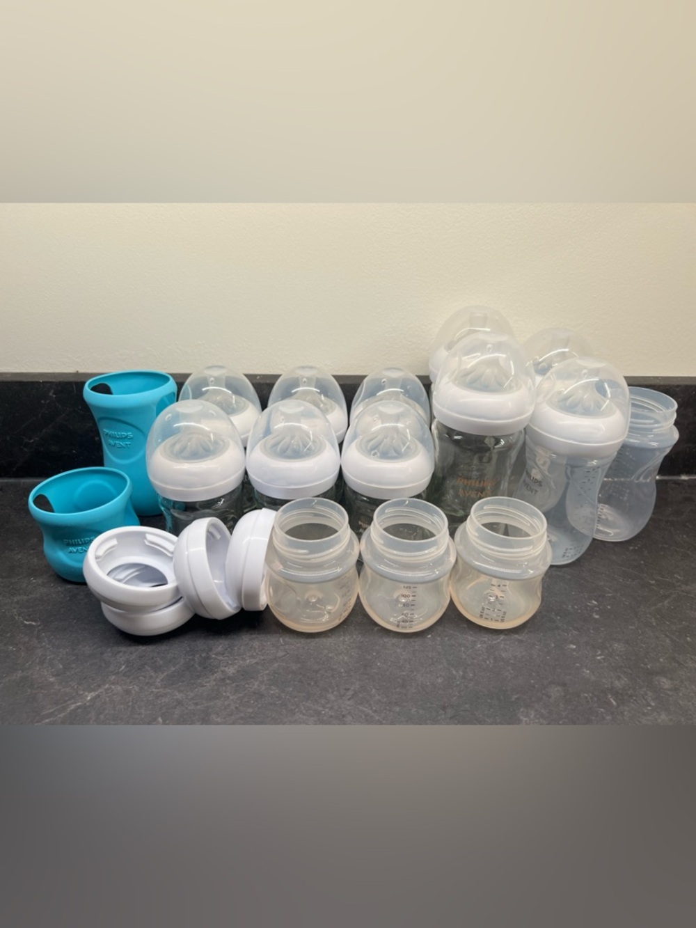 Philips Avent Natural Bottle Lot